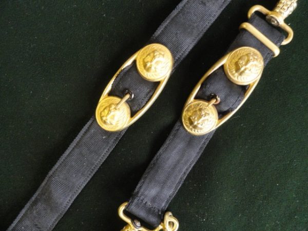 2nd Model Navy Dagger Brass Hangers (#28910)